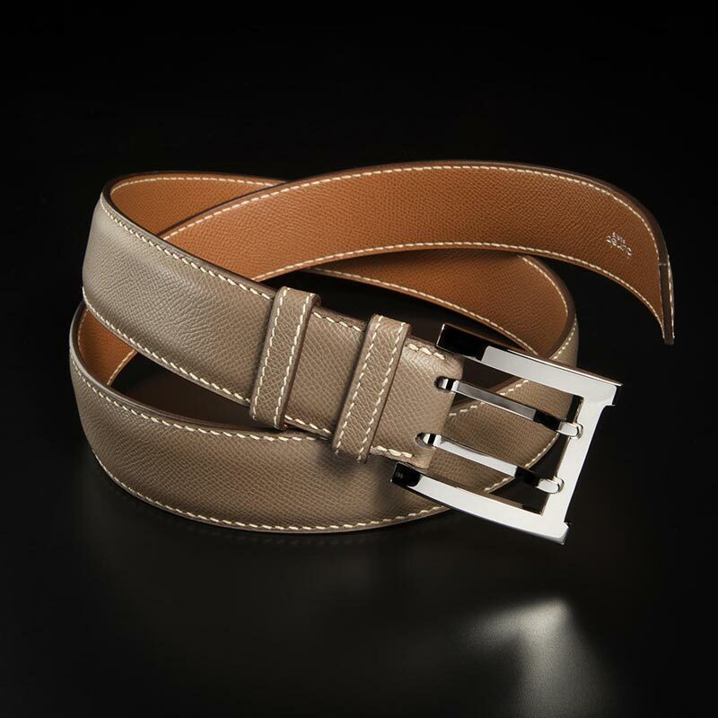 ceinture en calf grainé beige, intérieur gold et boucle militaire 2