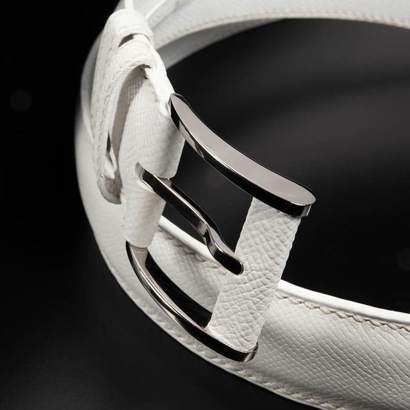 ceinture en calf grainé blan, intérieur blanc et boucle Zed 3