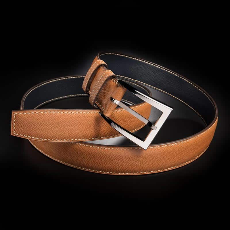 ceinture en calf grainé gold, intérieur marine et boucle Delta 2
