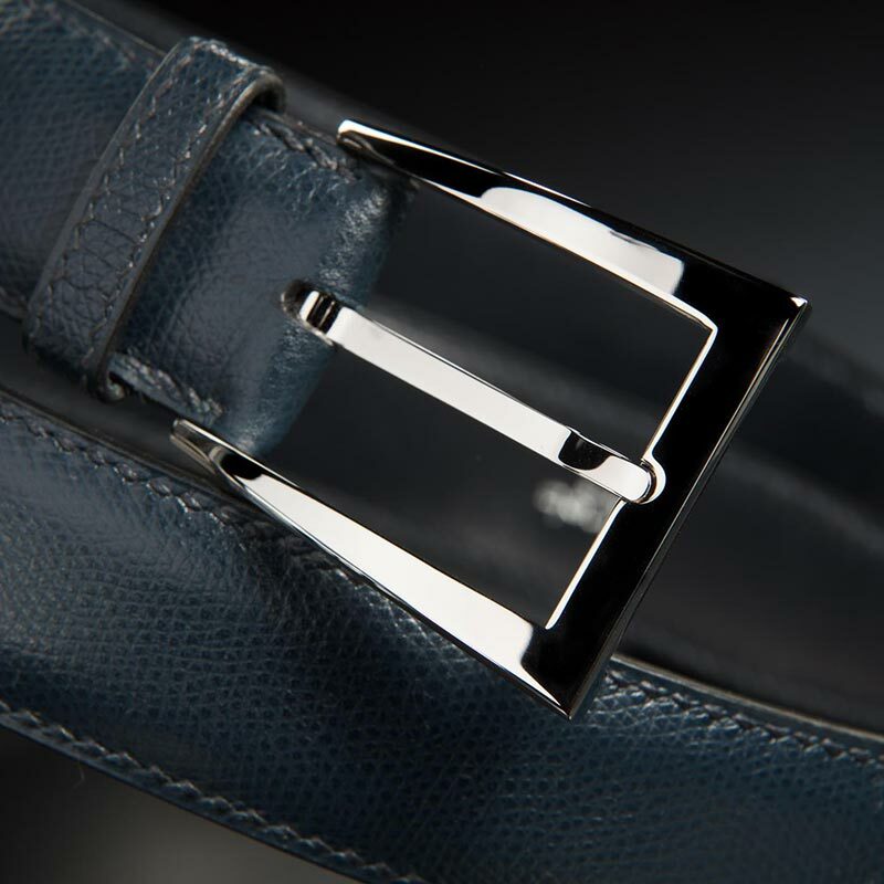 ceinture en calf grainé marine, intérieur marine et boucle Delta 3