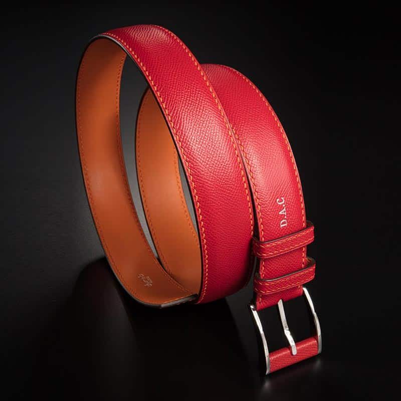 ceinture en calf grainé rouge, intérieur couleur chamois et boucle Zed 1