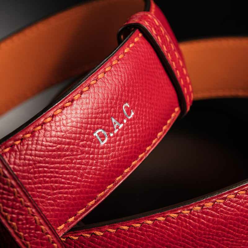 ceinture en calf grainé rouge, intérieur couleur chamois et boucle Zed 2