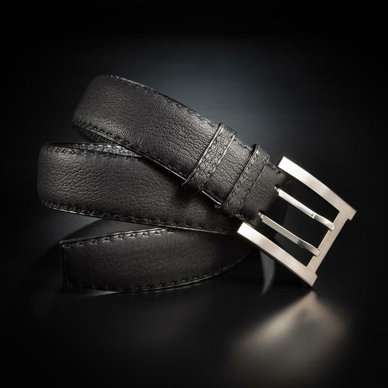 ceinture en cerf noir, intérieur noir et boucle militaire 2