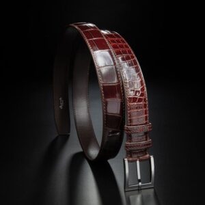 ceinture en crocodile chocolat brillant, intérieur chocolat et boucle Square 1