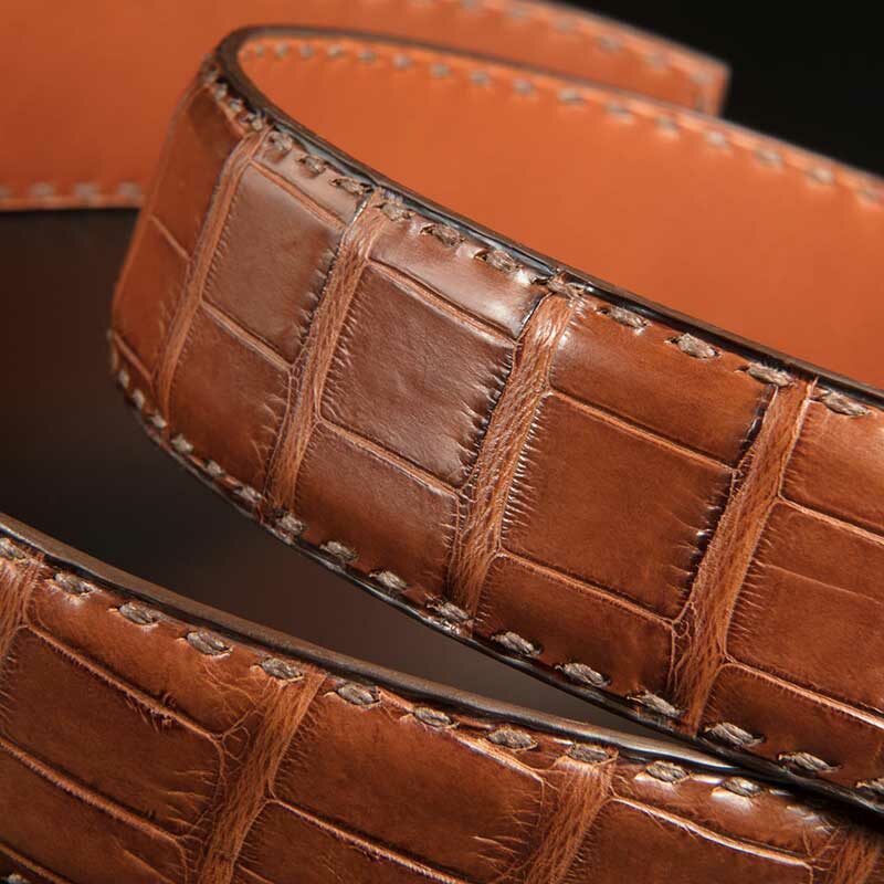 ceinture en crocodile gold mate, intérieur camel et boucle militaire 4