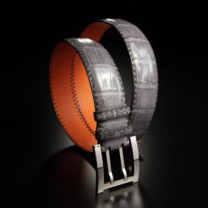 ceinture en crocodile gris Millenium, intérieur orange et boucle militaire 1