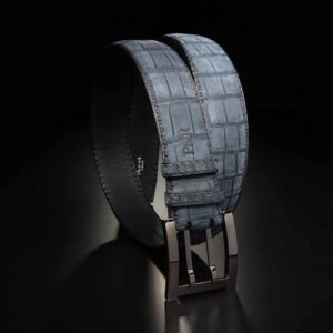 ceinture en crocodile marin gris bleuté, intérieur marine et boucle militaire 1