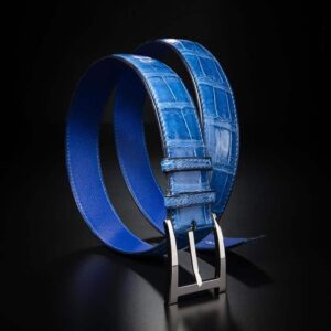 ceinture en crocodile Millenium bleu indigo, intérieu bleu et boucle Alpha 1