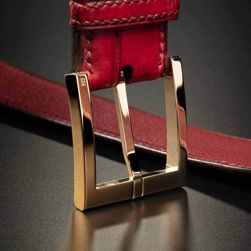 ceinture en crocodile Millenium rouge, intérieur rouge et boucle Square 3