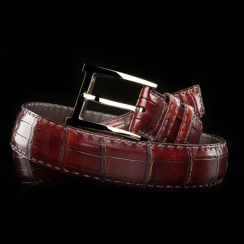 ceinture en crocodile Millenium rubis, intérieur bordeaux et boucle Alpha 3