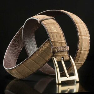 ceinture crocodile nubuck sable, intérieur chocolat et boucle Alpha 1