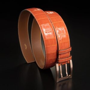 ceinture en crocodile orange brillant, intérieur gold et boucle militaire 1