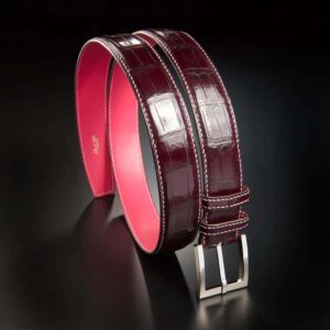 ceinture en crocodile sang de boeuf Millenium, intérieur rose et boucle Square 1