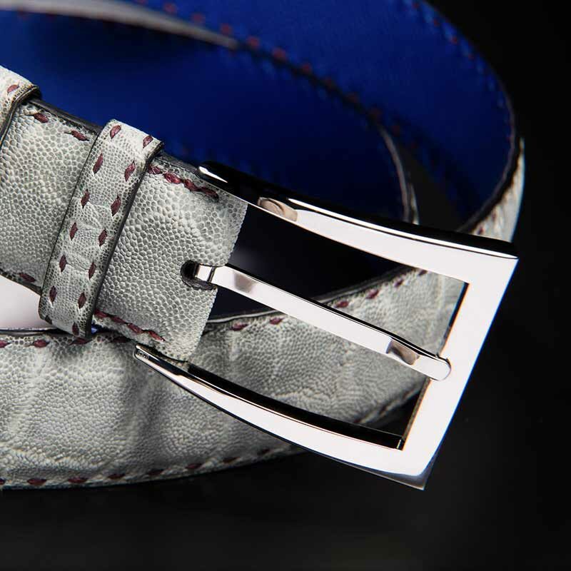 ceinture en éléphant blanc naturel, intérieur bleu et boucle Delta 4