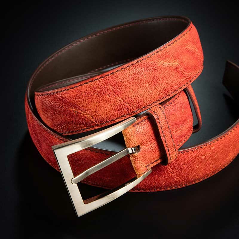 ceinture en éléphant oranger patinée, intérieur chocolat et boucle Delta 2