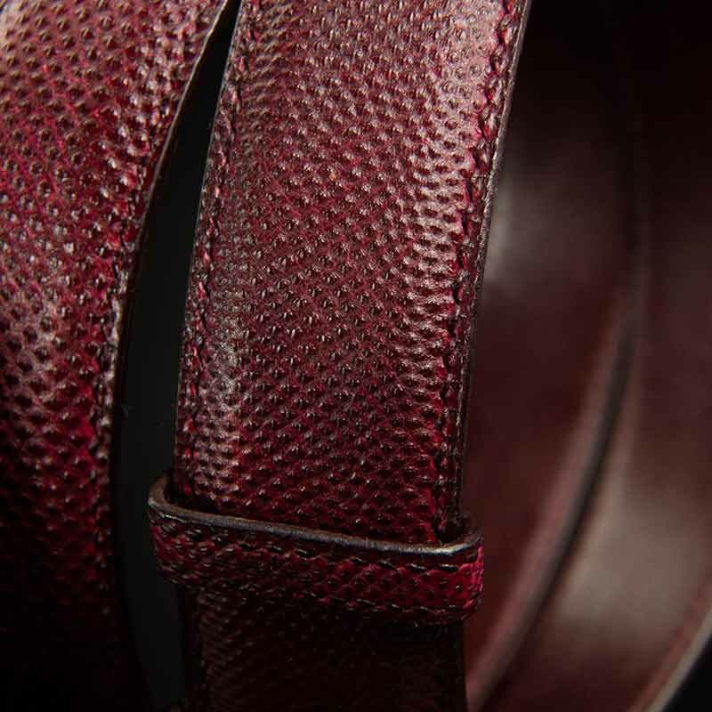 ceinture en python bordeaux, intérieur bordeaux et boucle Square 3