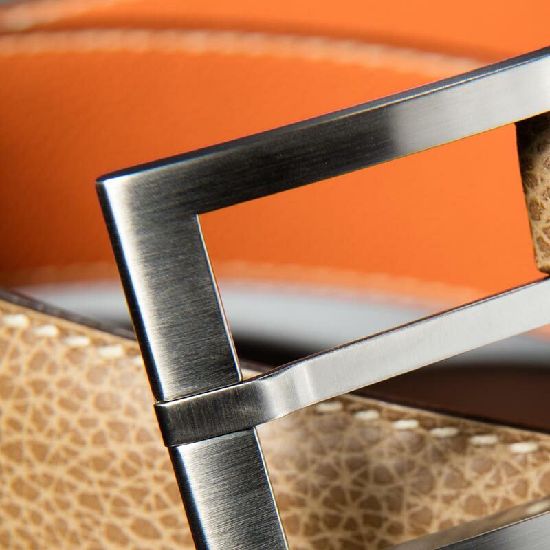 ceinture en veau grainé beige, intérieur orange et boucle Square 3