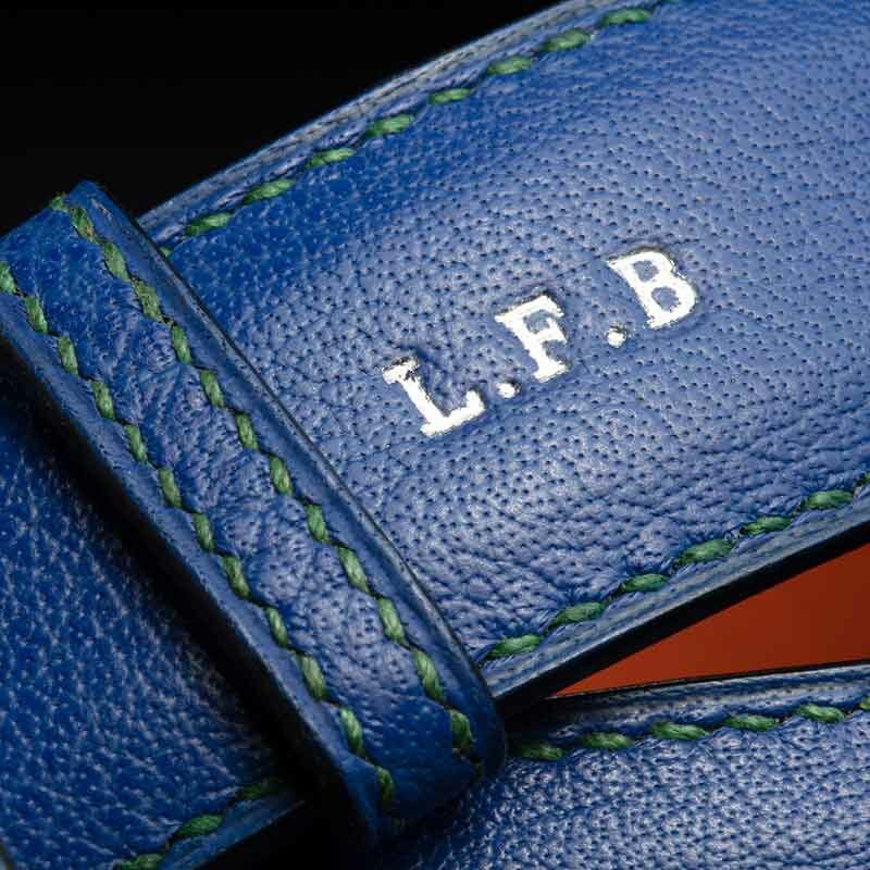 ceinture en veau grainé bleu, intérieur indigo, intérieur orange et boucle Square 3