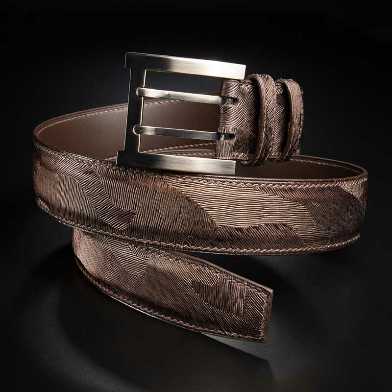 ceinture en veau irisé chocolat intérieur marron et boucle militaire 2