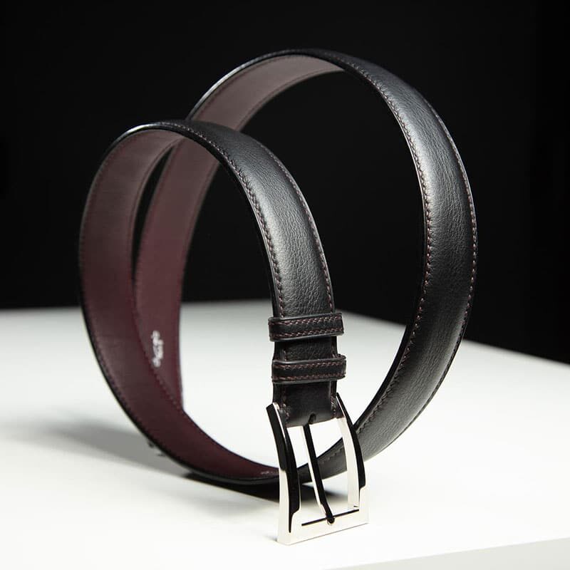 ceinture en veau lisse intérieur prune et boucle Delta 4