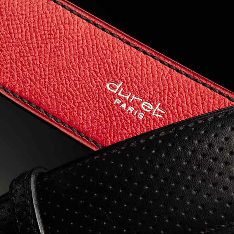 ceinture en veau naturel perforé, patiné noir intérieur rouge et boucle militaire 4