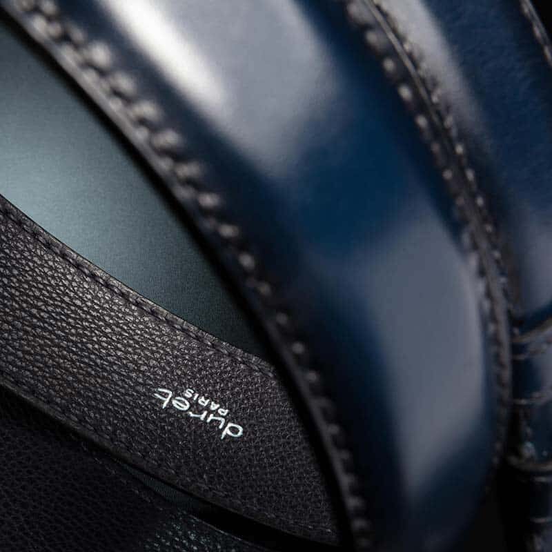 ceinture en veau végétal bleu patinée, intérieur marine et boucle Square 4