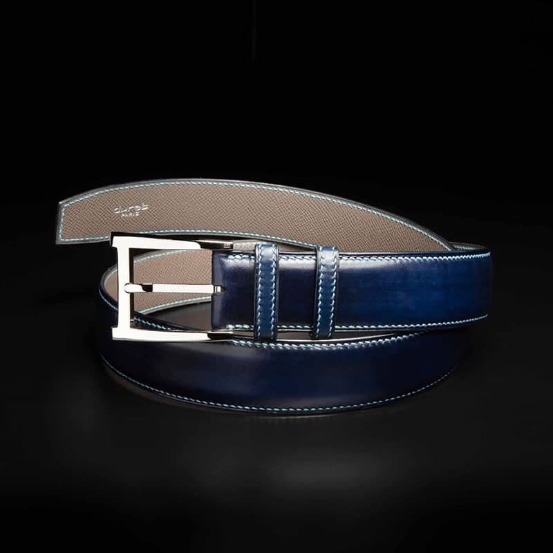 ceinture en veau végétal bleu patinée, intérieur taupe et boucle Alpha 4