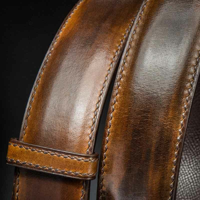 ceinture en veau végétal patinée chocolat, intérieur marron et boucle Delta 2
