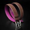 ceinture en veau velours chocolat, intérieur fuchsia et boucle Square 1
