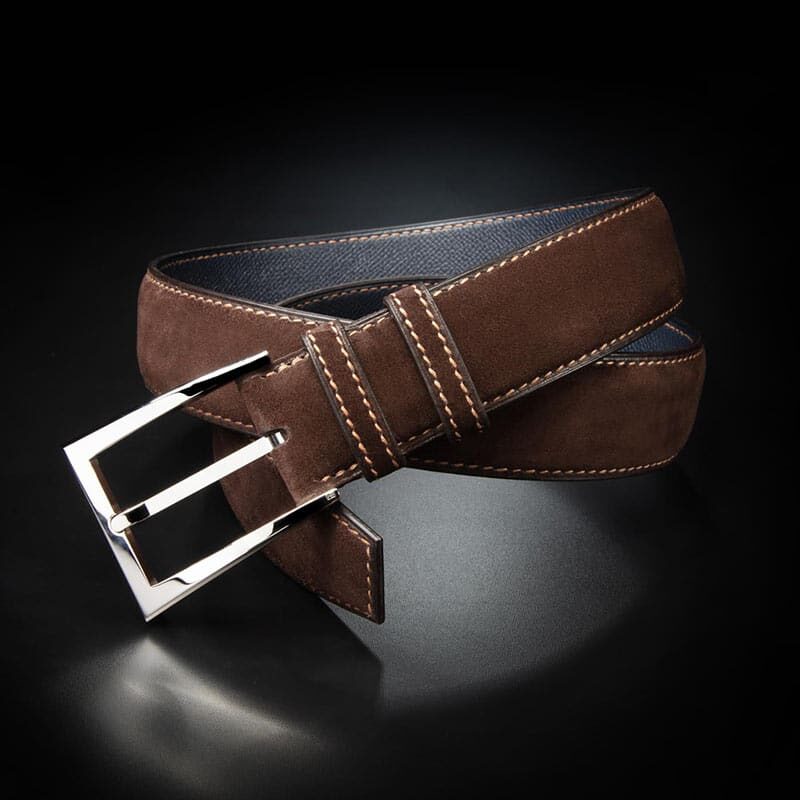 ceinture en veau velours chocolat, intérieur marine et boucle Delta 2