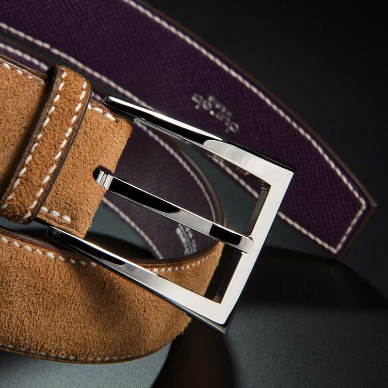 ceinture en veau velours gold, intérieur violine et boucle Delta 4