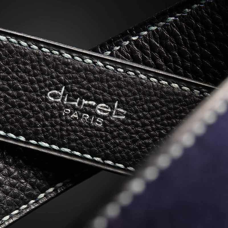 ceinture en veau velours marine, intérieur marine et boucle Alpha 4
