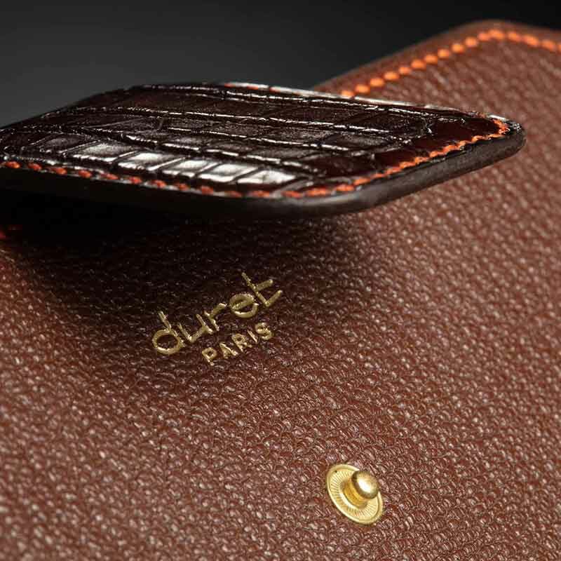 étui à Ipad en chèvre marron 3