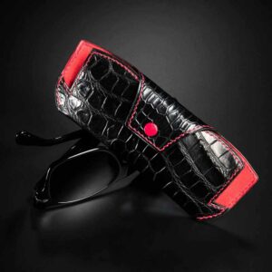étui à lunettes en crocodile noir 1