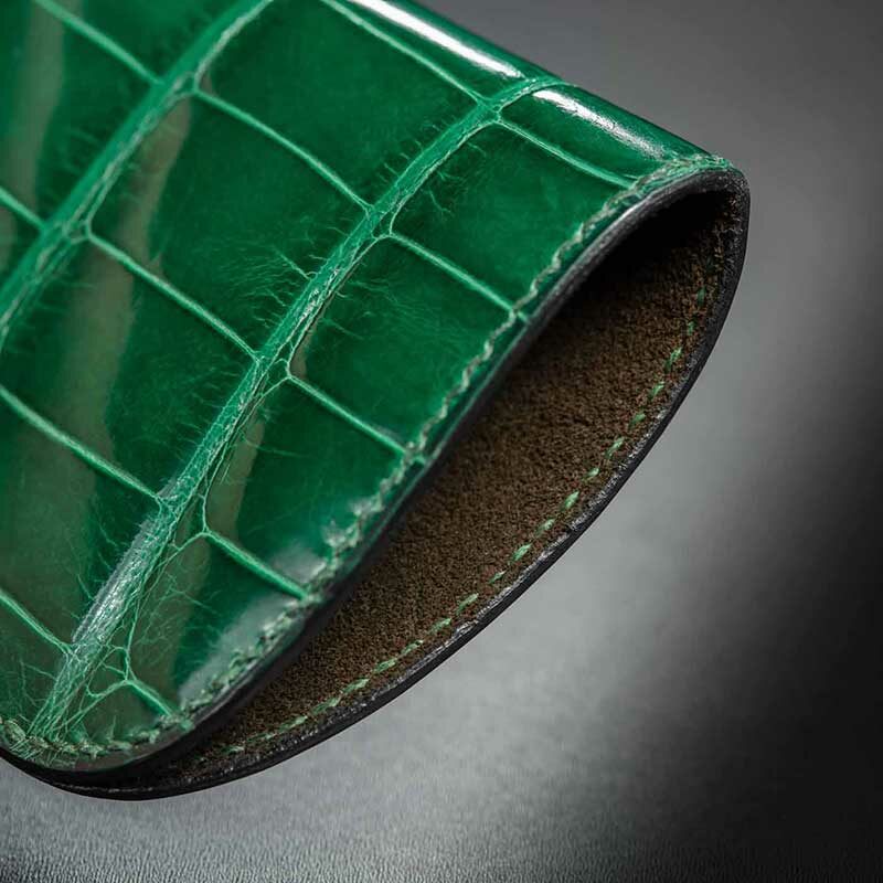 étui à lunettes en crocodile vert 3