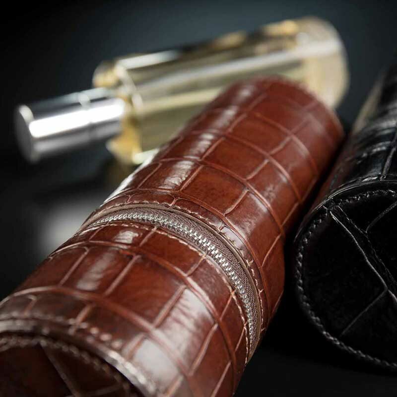 étui à parfum en crocodile noir ou noisette 2