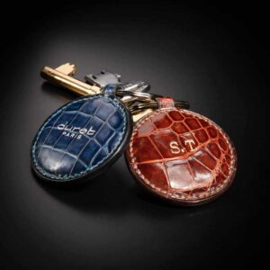 porte-clés en crocodile miel ou bleu intense 2