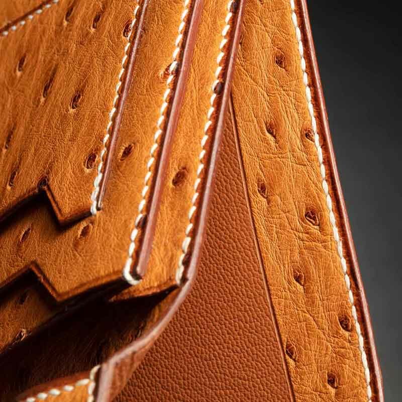 portefeuille grand modèle en autruche miel 3