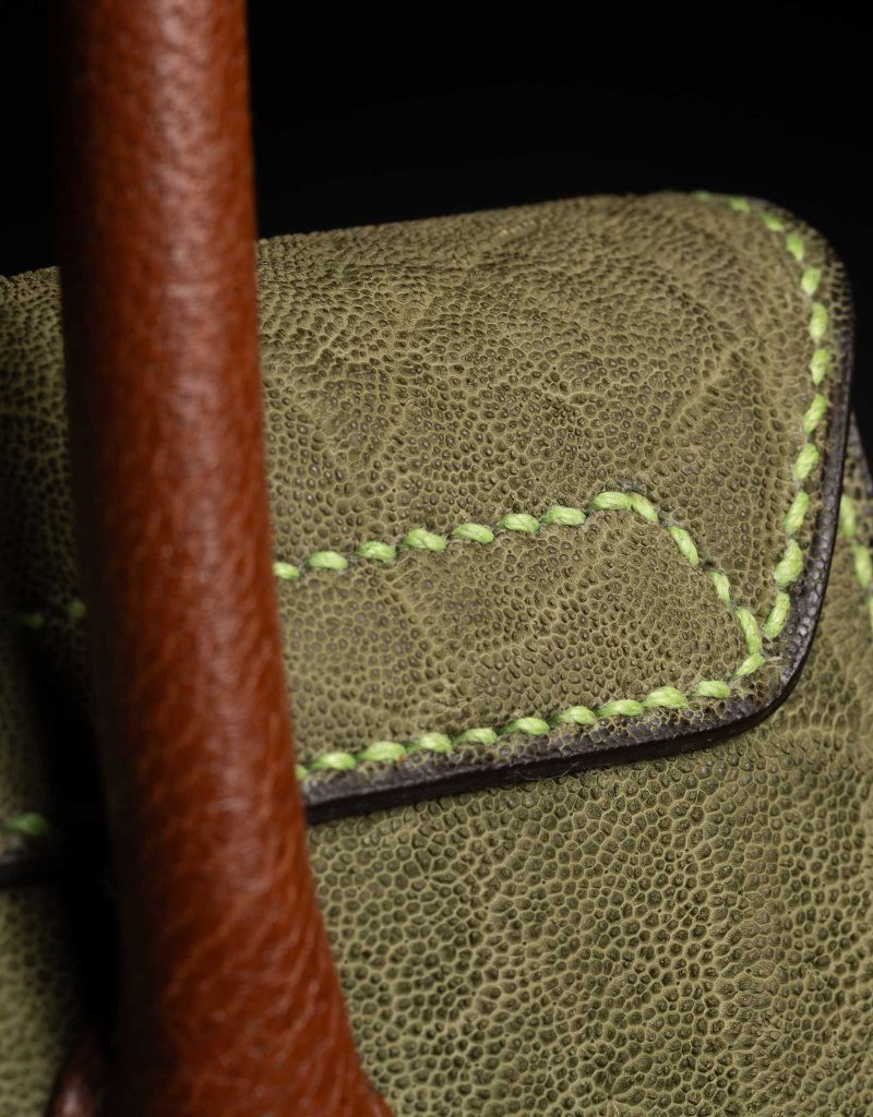 sac-refaeli-vert-14